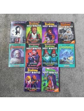 Goosebumps R.L. Stine Book Lot of 12 & This Totally Bites Scholastic Kids Horror